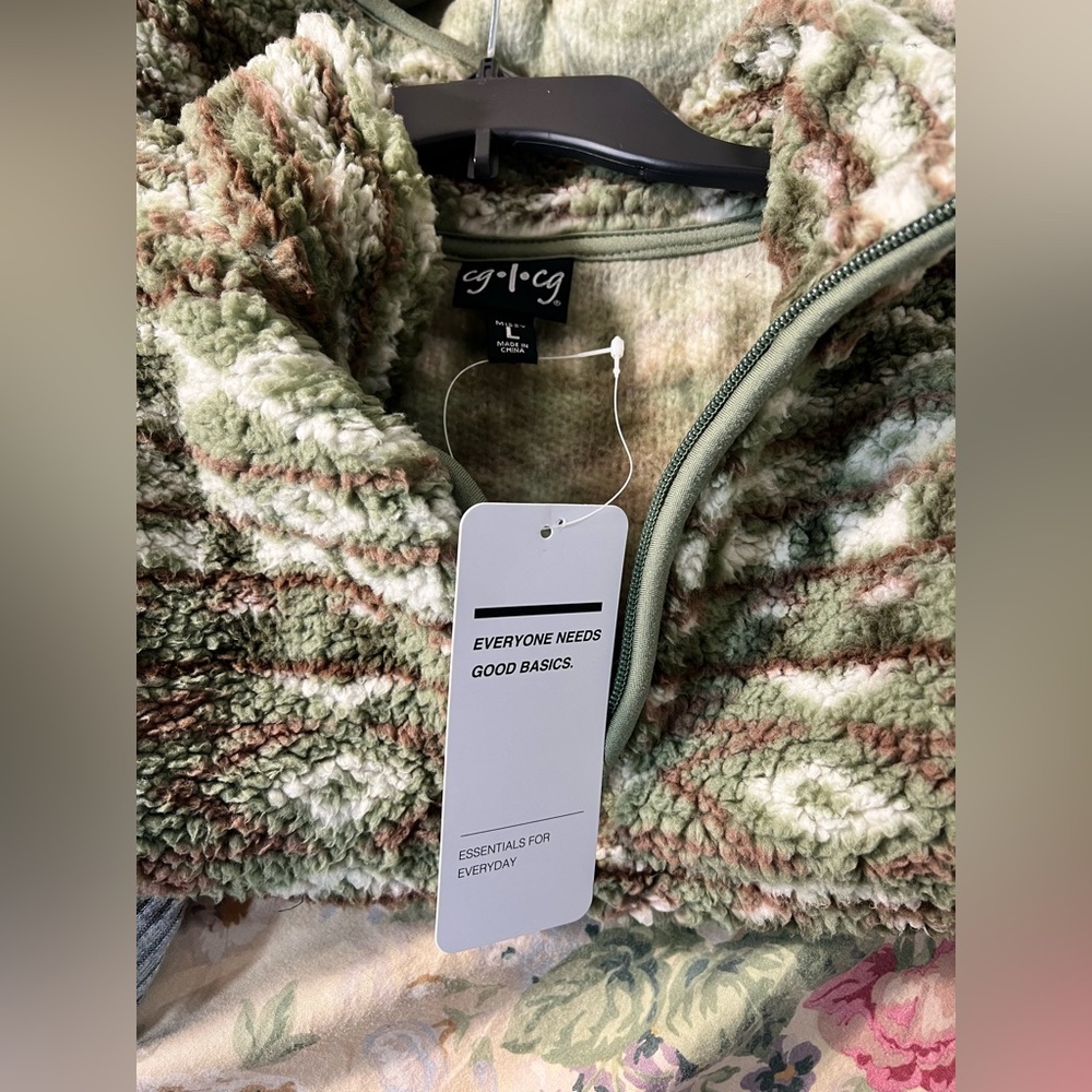 Cozy Green Patterned pullover Jacket - Picture 6 of 12